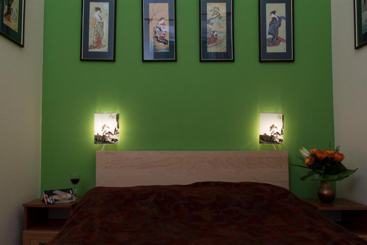 New Broadway Classic Apartments Budapest Luaran gambar
