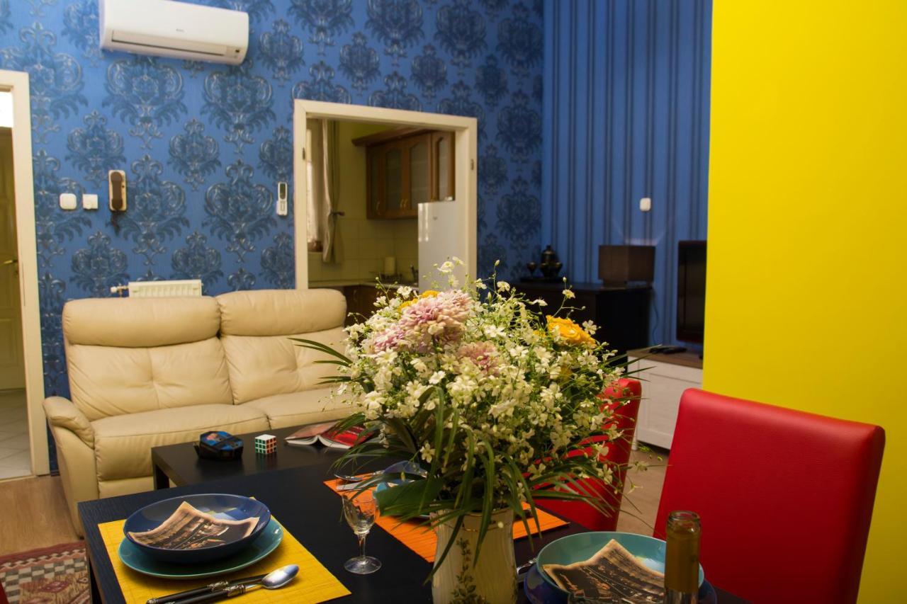 New Broadway Classic Apartments Budapest Luaran gambar